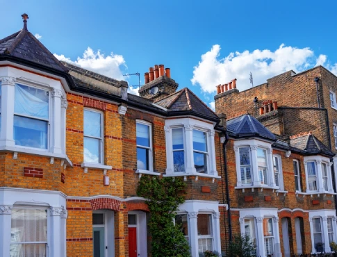 Costs When Buying and Selling a House in East London